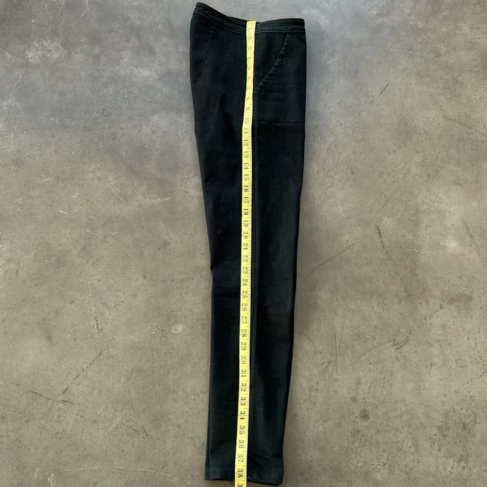 Dark soft denim. Straight leg, front pockets, no back pockets, no belt loops. - Picture 3 of 10